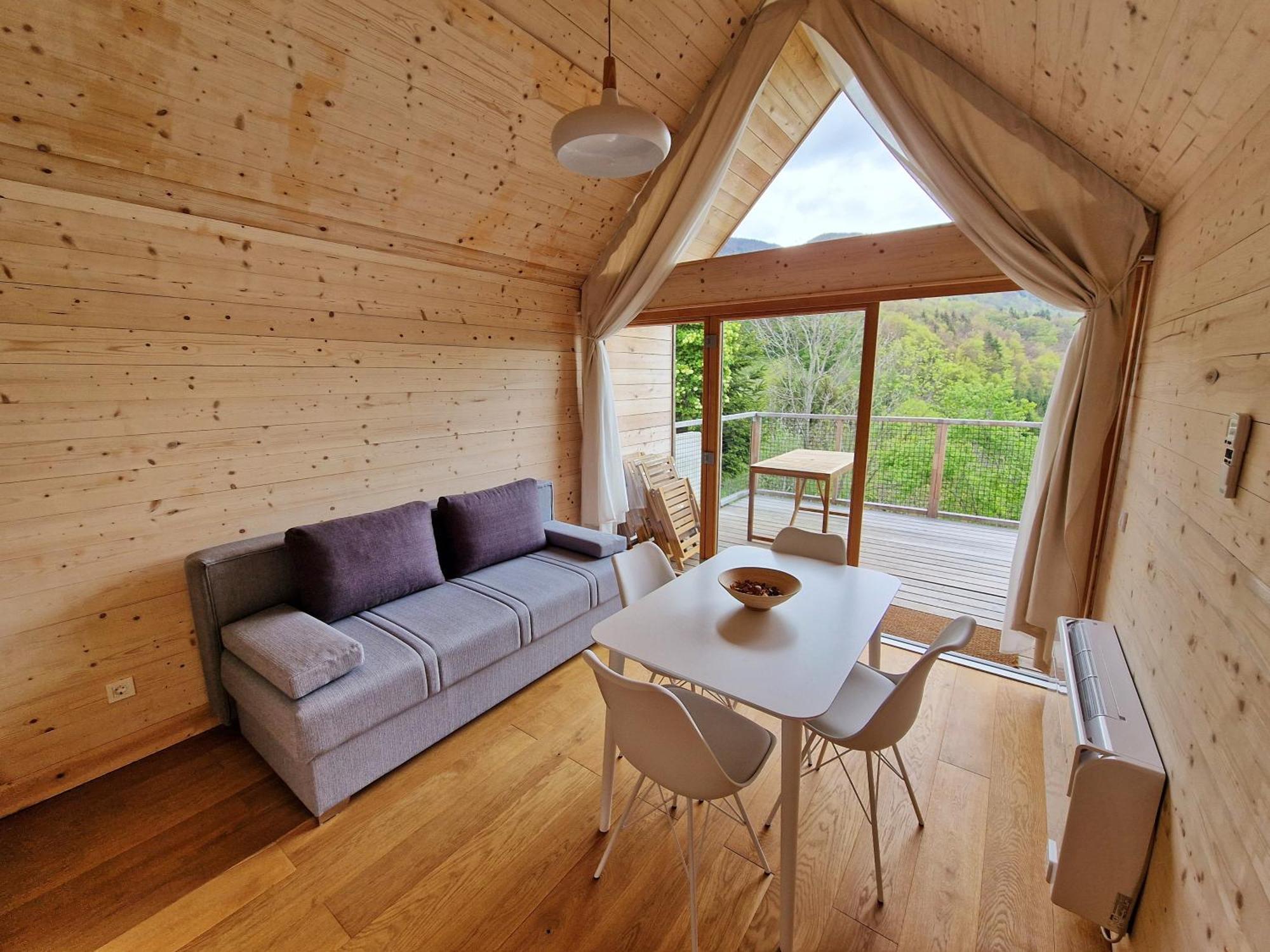 Golife Center Glamping Hotell Laze v Tuhinju Eksteriør bilde